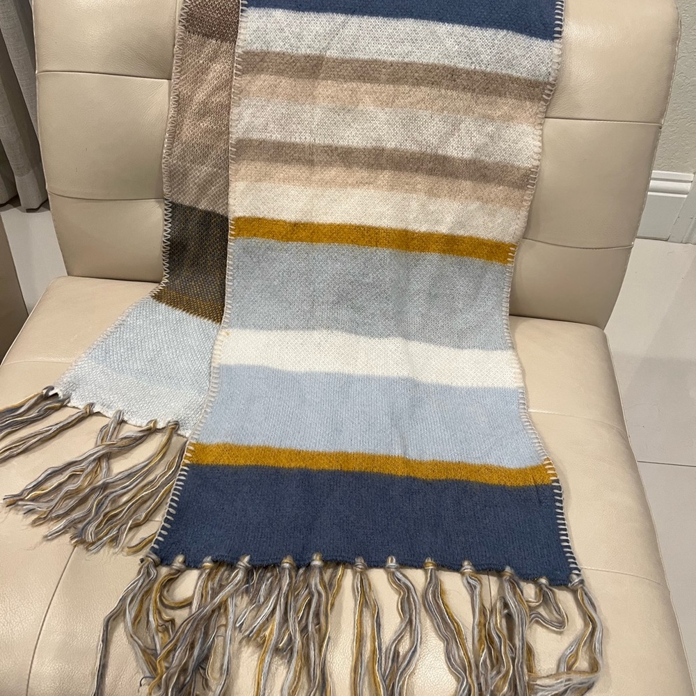Sonoma Cozy Scarf striped White, blue, gold and tan